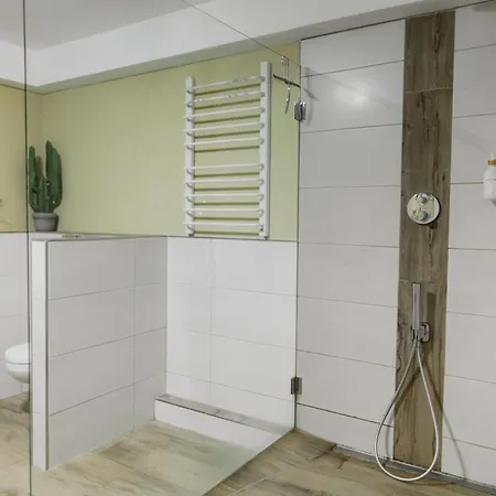 Apartment Charmante Mit Sauna Und Terrasse *