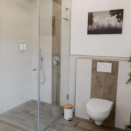Apartman Charmante Mit Sauna Und Terrasse *